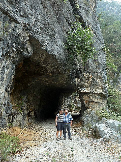 mit Don Jorge bei den Tunneln